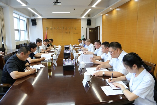 铜官区与尊龙凯时集团举行事情对接会